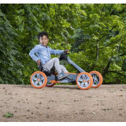 Berg Reppy RACER NIÑA DESCANSANDO