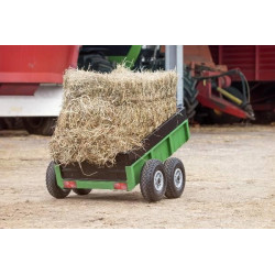 El remolque-volquete más grande de Berg-go-kart es el Tipper-Trailer Vario