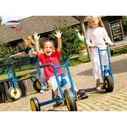Triciclo Berg Toys Moby L